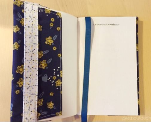 Adjustable fabric book cover tutorial