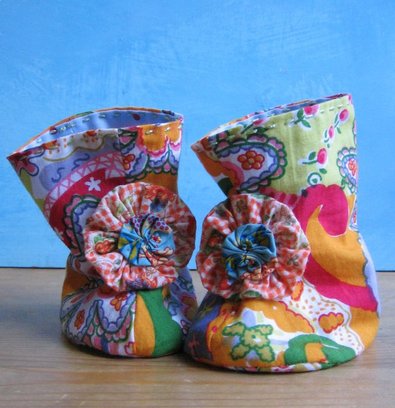 Cloth baby boots pattern