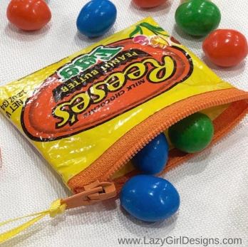 Zipper pouch pattern from candy wrapper