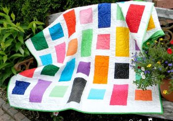 Modern quilt pattern with rectangles