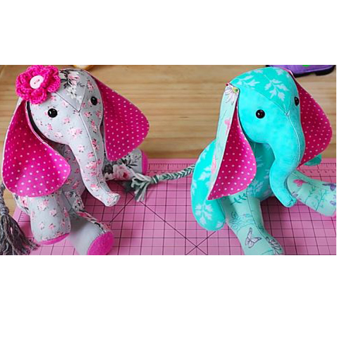Patchwork sitting elephant free sewing pattern