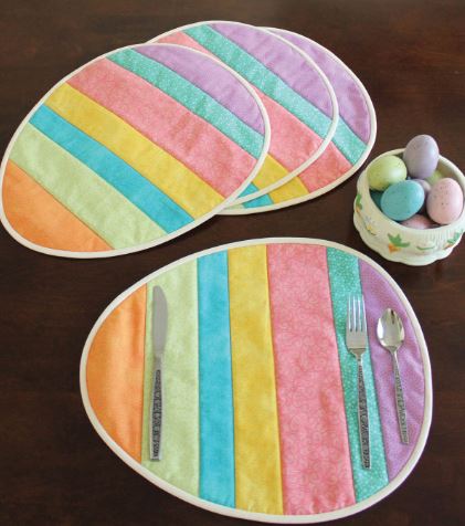 Easter egg quilted placemat pattern