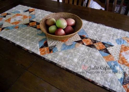 Quilted fall table runner pattern