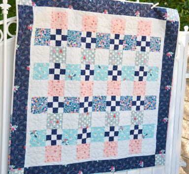 Nine patch quilt pattern using fat quarters