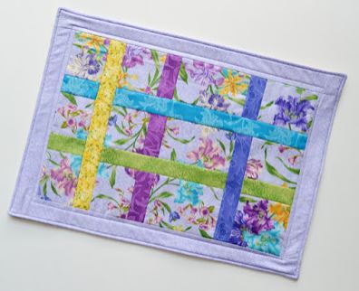 Spring placemat pattern with floral design