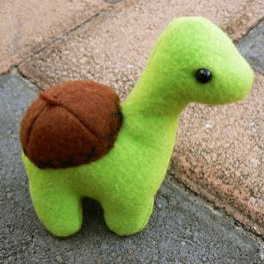 Small felt dinosaur sewing pattern
