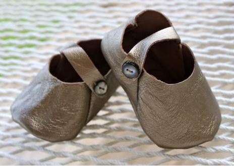 Leather baby shoes pattern