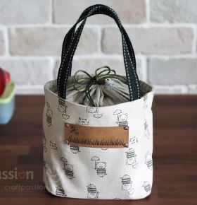 Lunch bag pattern with drawstring close