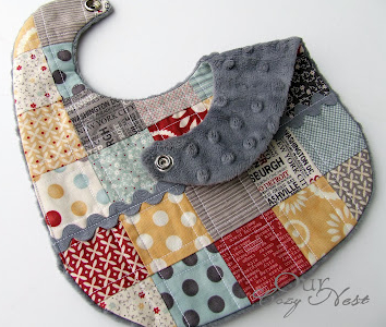 Quilted fabric baby bib free sewing pattern