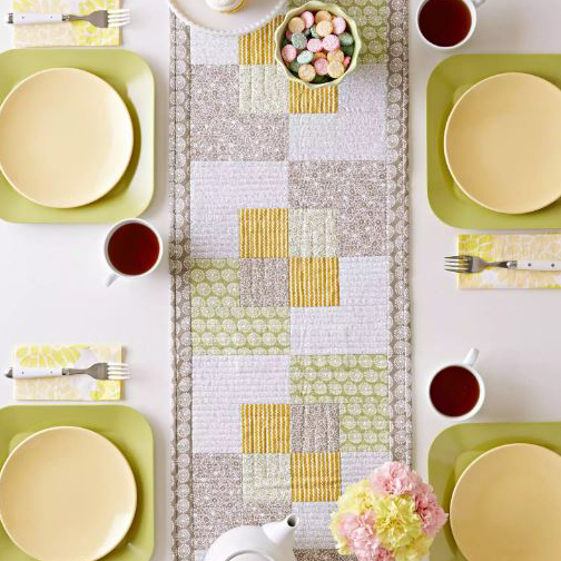 Easy square fat quarter patchwork table runner pattern