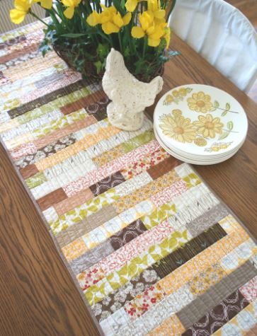 Table runner from jelly roll strips free sewing pattern