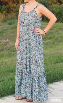 Sleeveless summer maxi dress with shoulder straps free sewing pattern